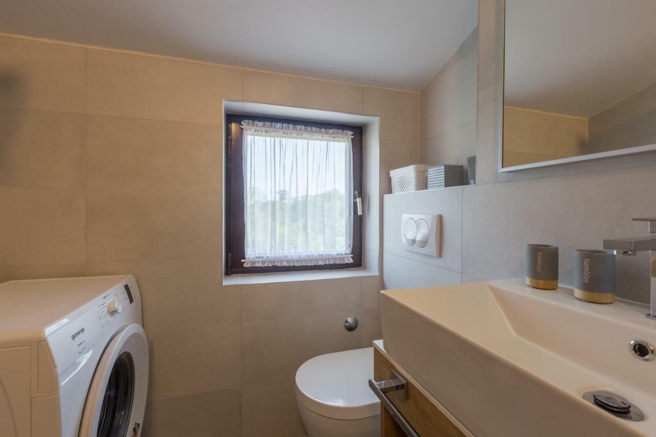 Apartment Lungera Pula Exterior photo