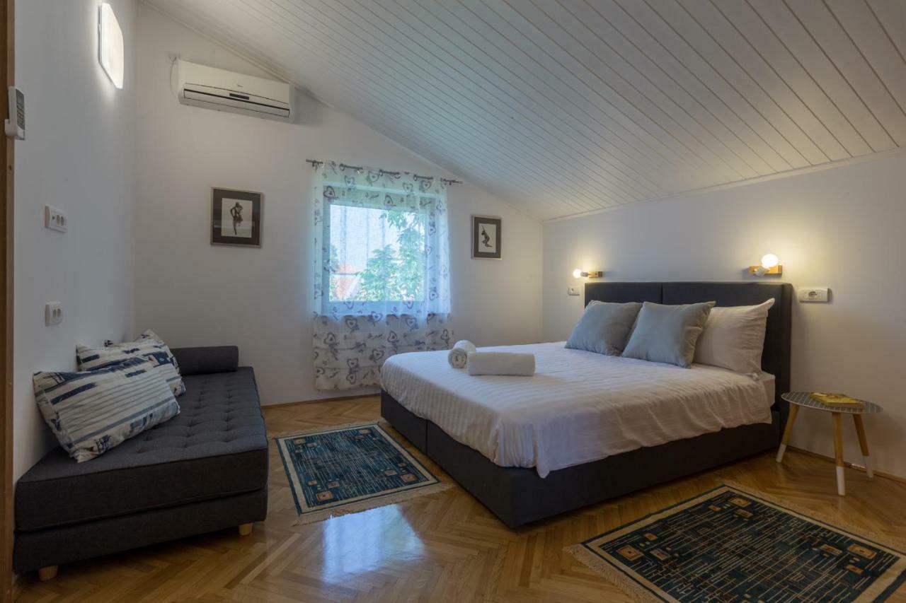 Apartment Lungera Pula Exterior photo